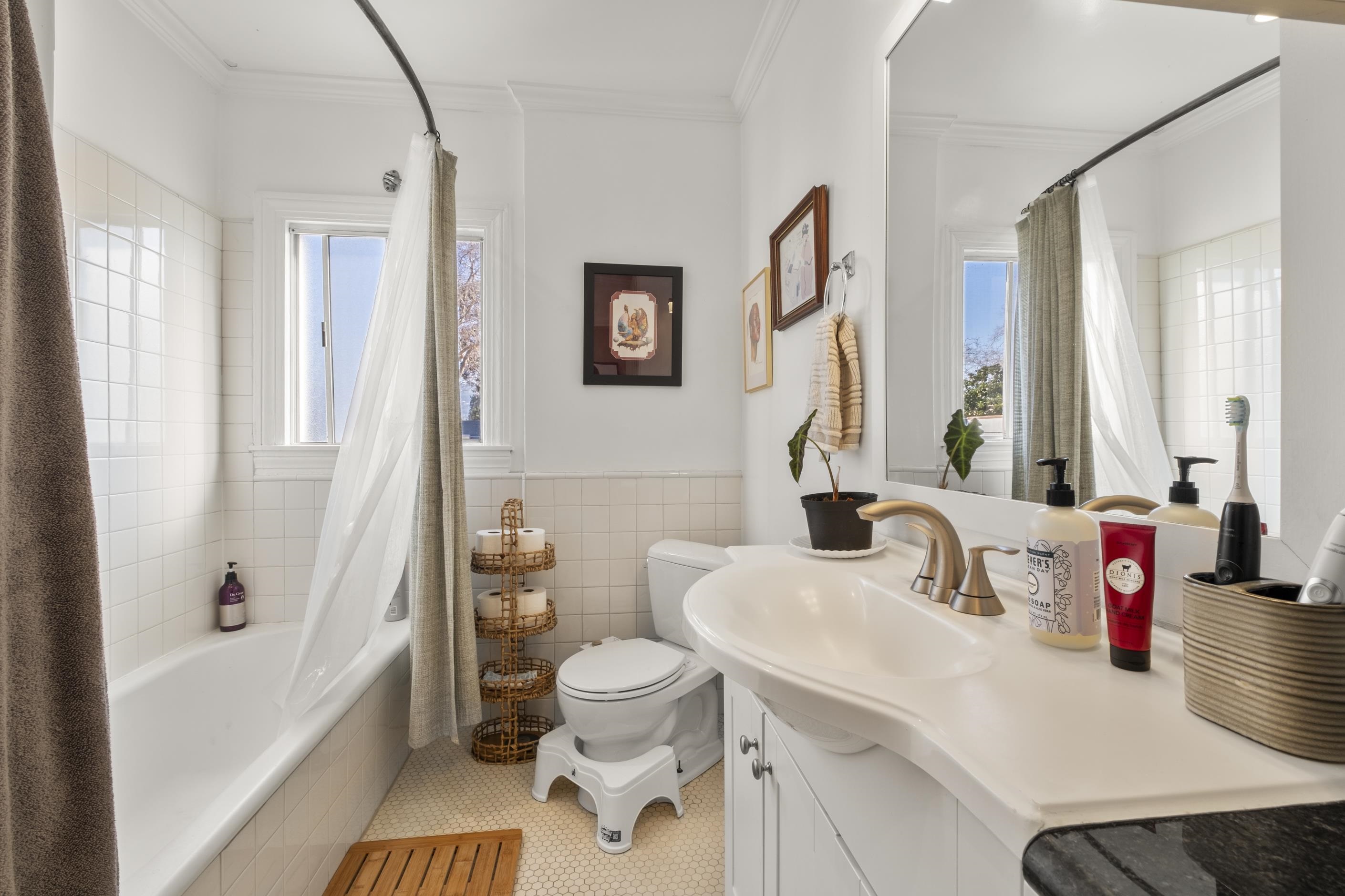 Detail Gallery Image 18 of 25 For 1039 Channing Way, Berkeley,  CA 94710 - – Beds | – Baths