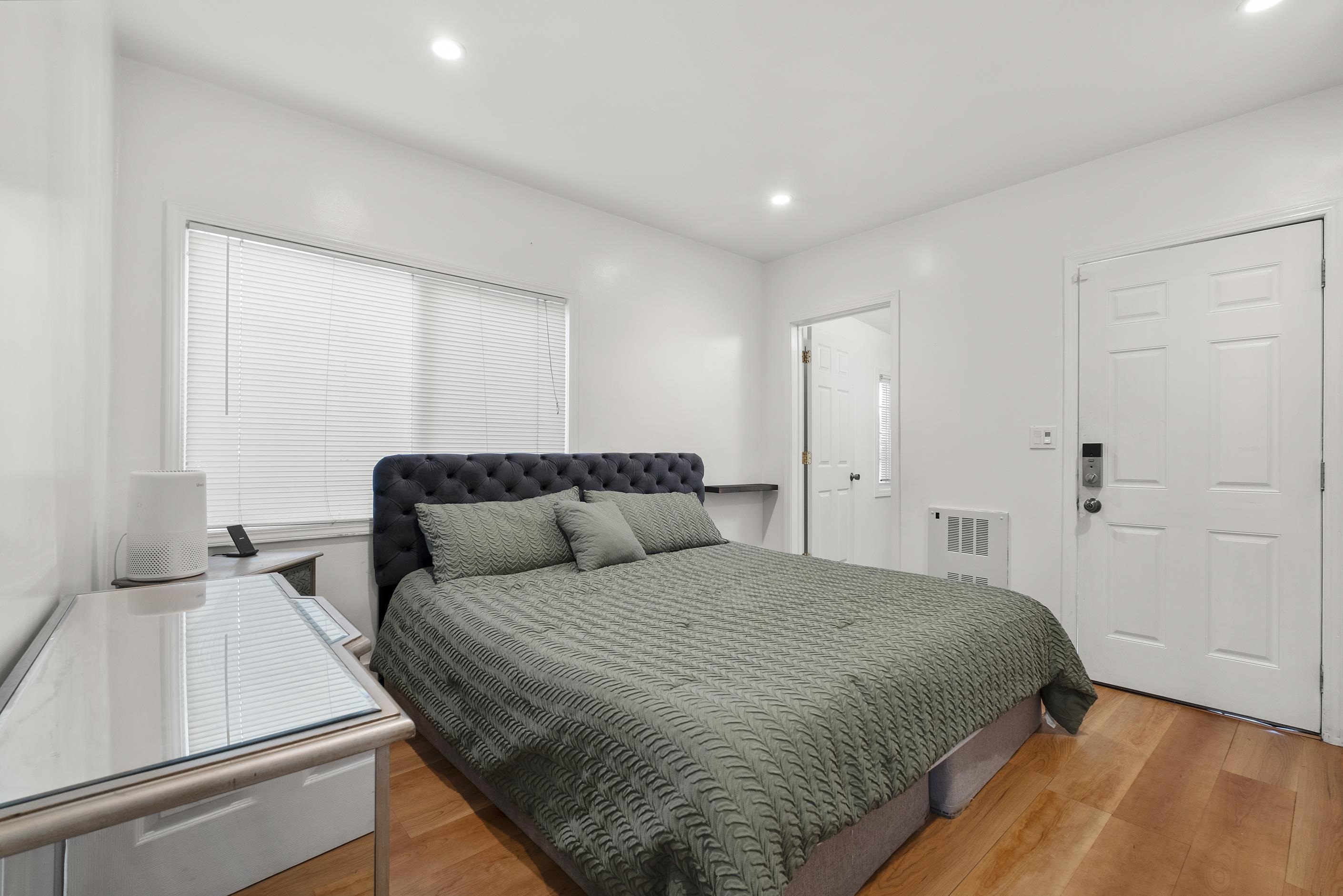 Detail Gallery Image 24 of 25 For 1039 Channing Way, Berkeley,  CA 94710 - – Beds | – Baths