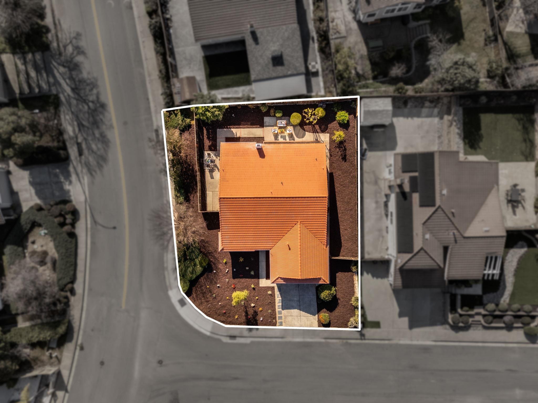 Detail Gallery Image 34 of 37 For 2093 Silence Dr, San Jose,  CA 95148 - 4 Beds | 2 Baths