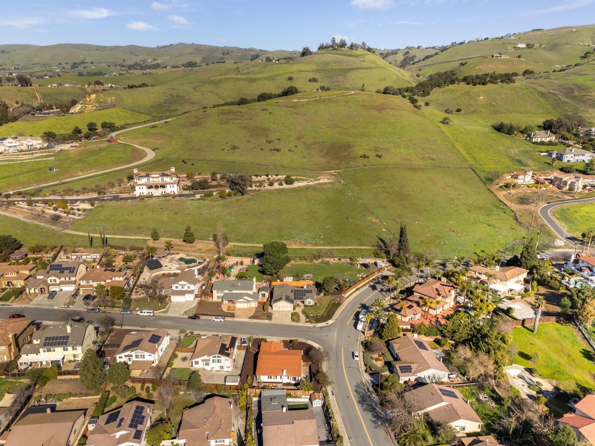 Detail Gallery Image 36 of 37 For 2093 Silence Dr, San Jose,  CA 95148 - 4 Beds | 2 Baths