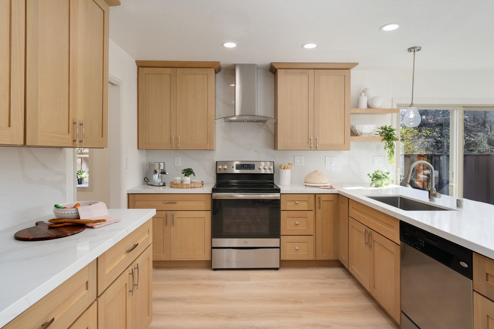 Detail Gallery Image 9 of 37 For 2093 Silence Dr, San Jose,  CA 95148 - 4 Beds | 2 Baths