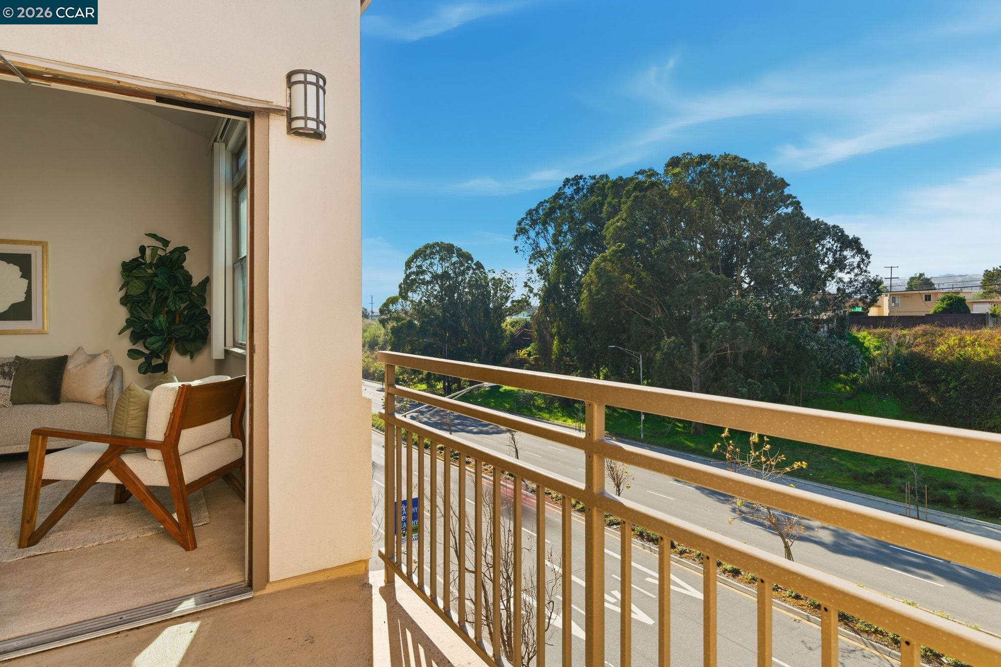 Detail Gallery Image 11 of 32 For 1488 El Camino Real #P5,  South San Francisco,  CA 94080 - 2 Beds | 2 Baths