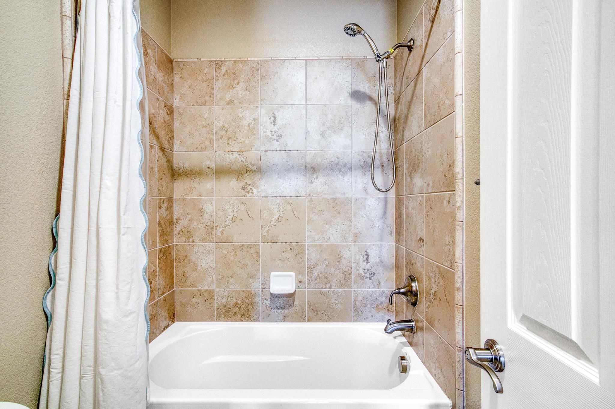 Detail Gallery Image 41 of 60 For 3108 Ashbourne Cir, San Ramon,  CA 94583 - 6 Beds | 6/1 Baths