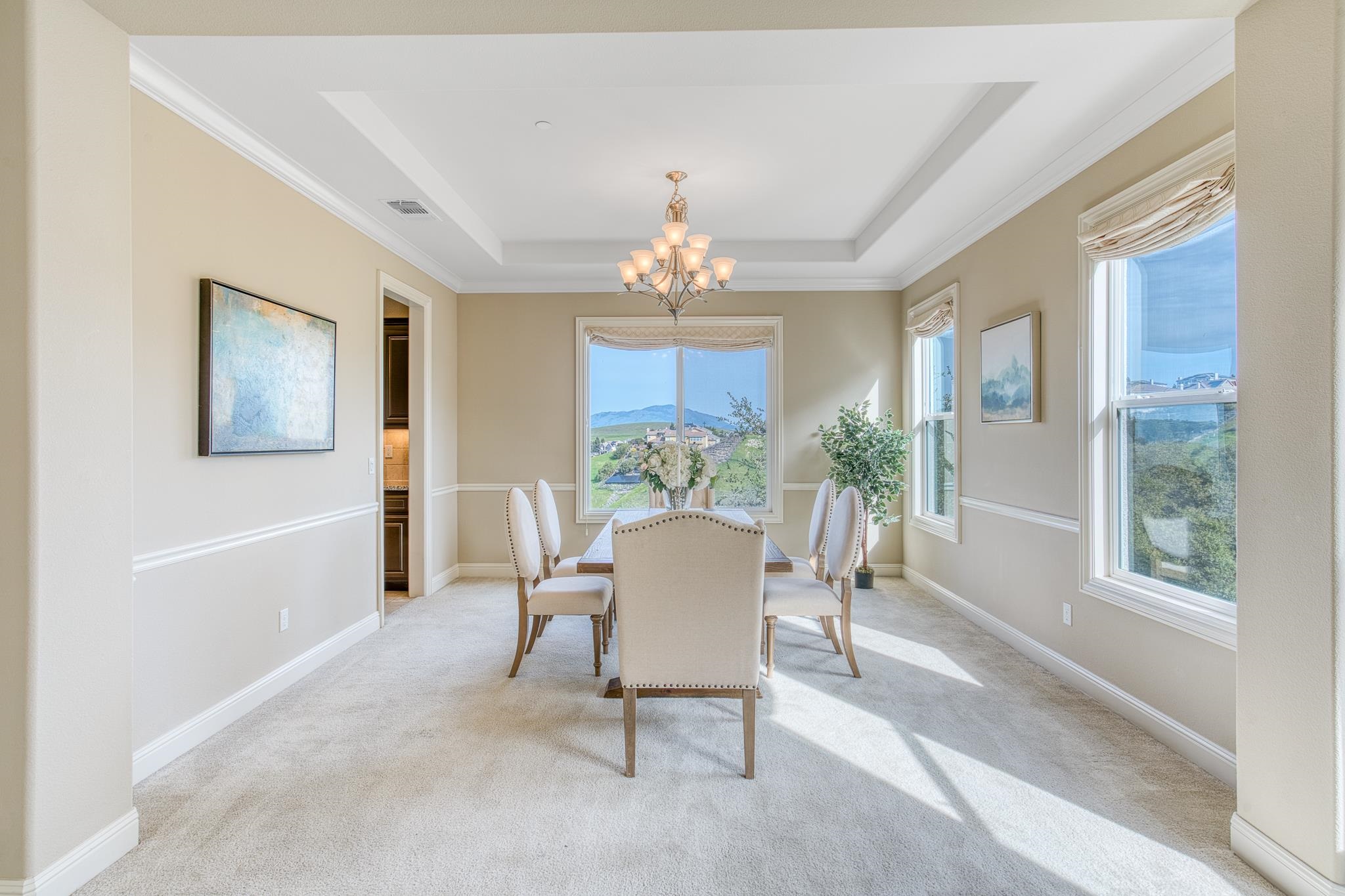 Detail Gallery Image 8 of 60 For 3108 Ashbourne Cir, San Ramon,  CA 94583 - 6 Beds | 6/1 Baths