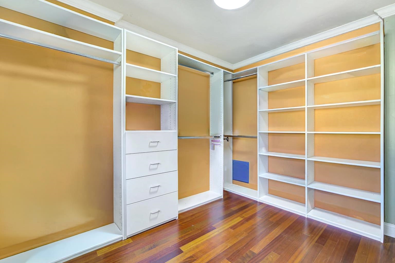 Detail Gallery Image 30 of 55 For 2635 E 10th St, Oakland,  CA 94601 - 4 Beds | 3 Baths