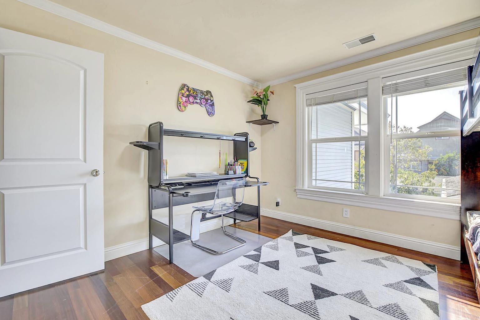 Detail Gallery Image 37 of 55 For 2635 E 10th St, Oakland,  CA 94601 - 4 Beds | 3 Baths