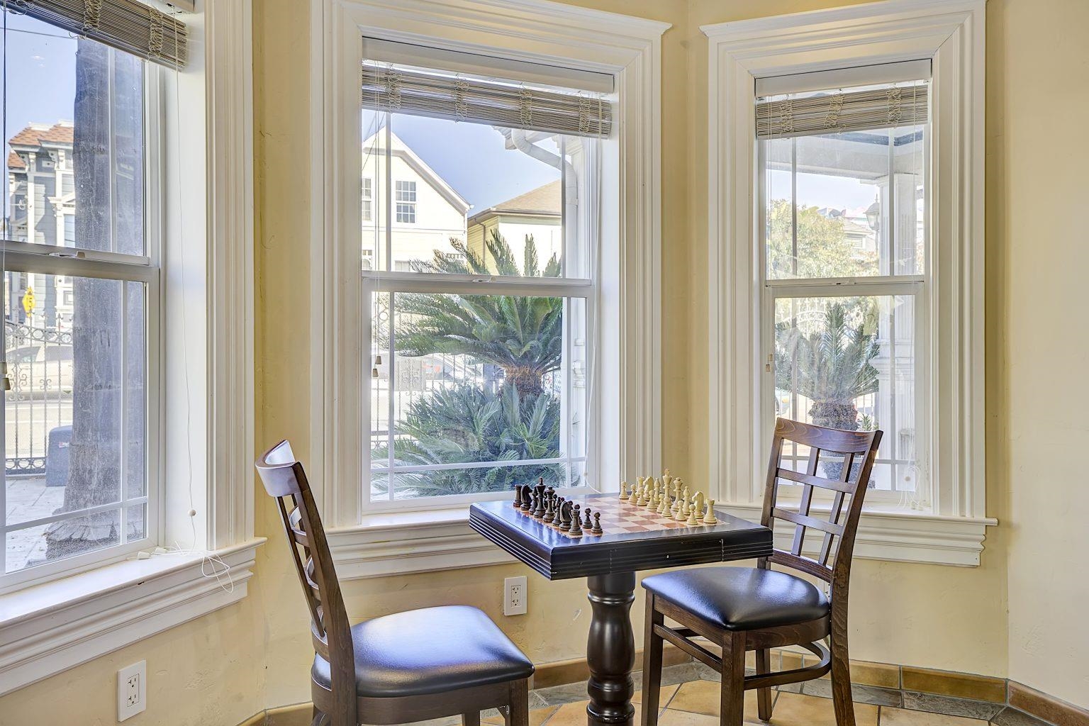 Detail Gallery Image 6 of 55 For 2635 E 10th St, Oakland,  CA 94601 - 4 Beds | 3 Baths