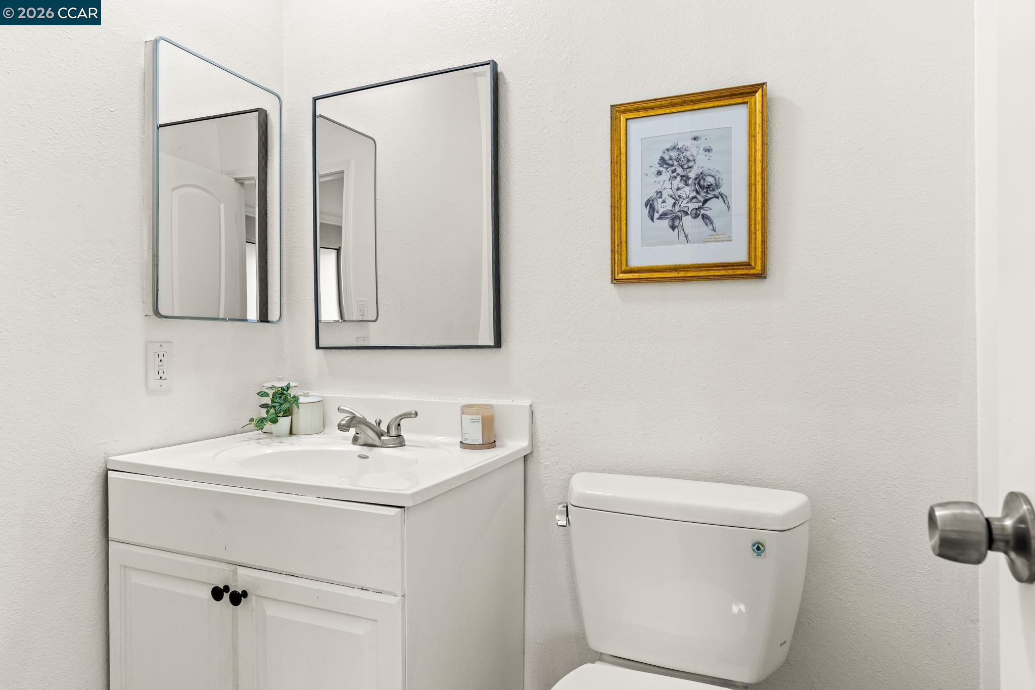 Detail Gallery Image 15 of 29 For 1133 Meadow Ln #106,  Concord,  CA 94520 - 2 Beds | 1/1 Baths