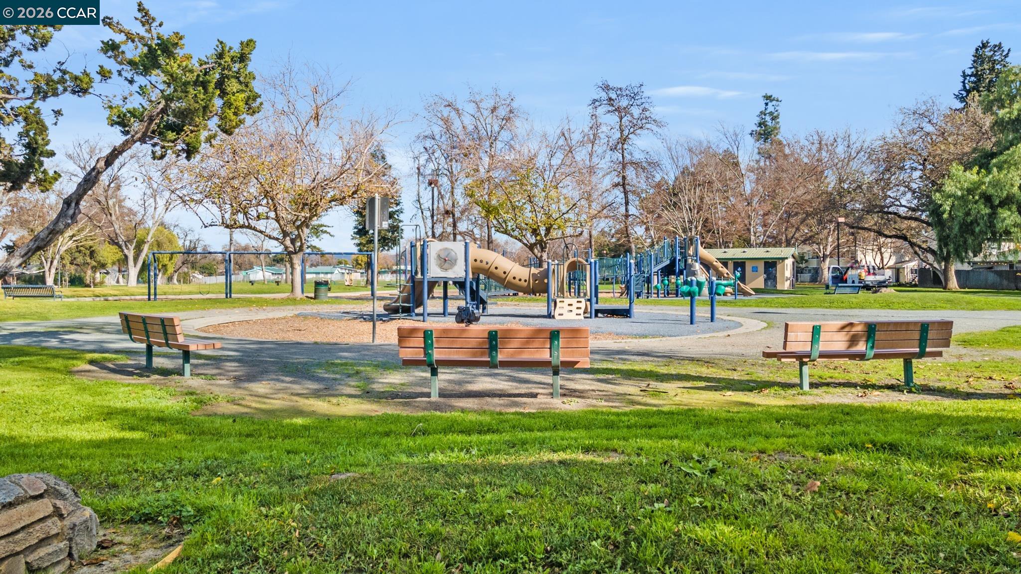 Detail Gallery Image 22 of 29 For 1133 Meadow Ln #106,  Concord,  CA 94520 - 2 Beds | 1/1 Baths