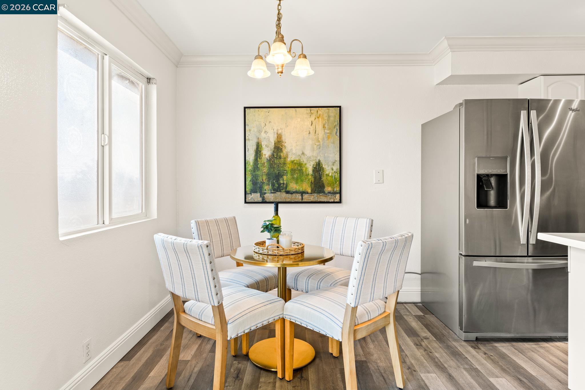 Detail Gallery Image 6 of 29 For 1133 Meadow Ln #106,  Concord,  CA 94520 - 2 Beds | 1/1 Baths