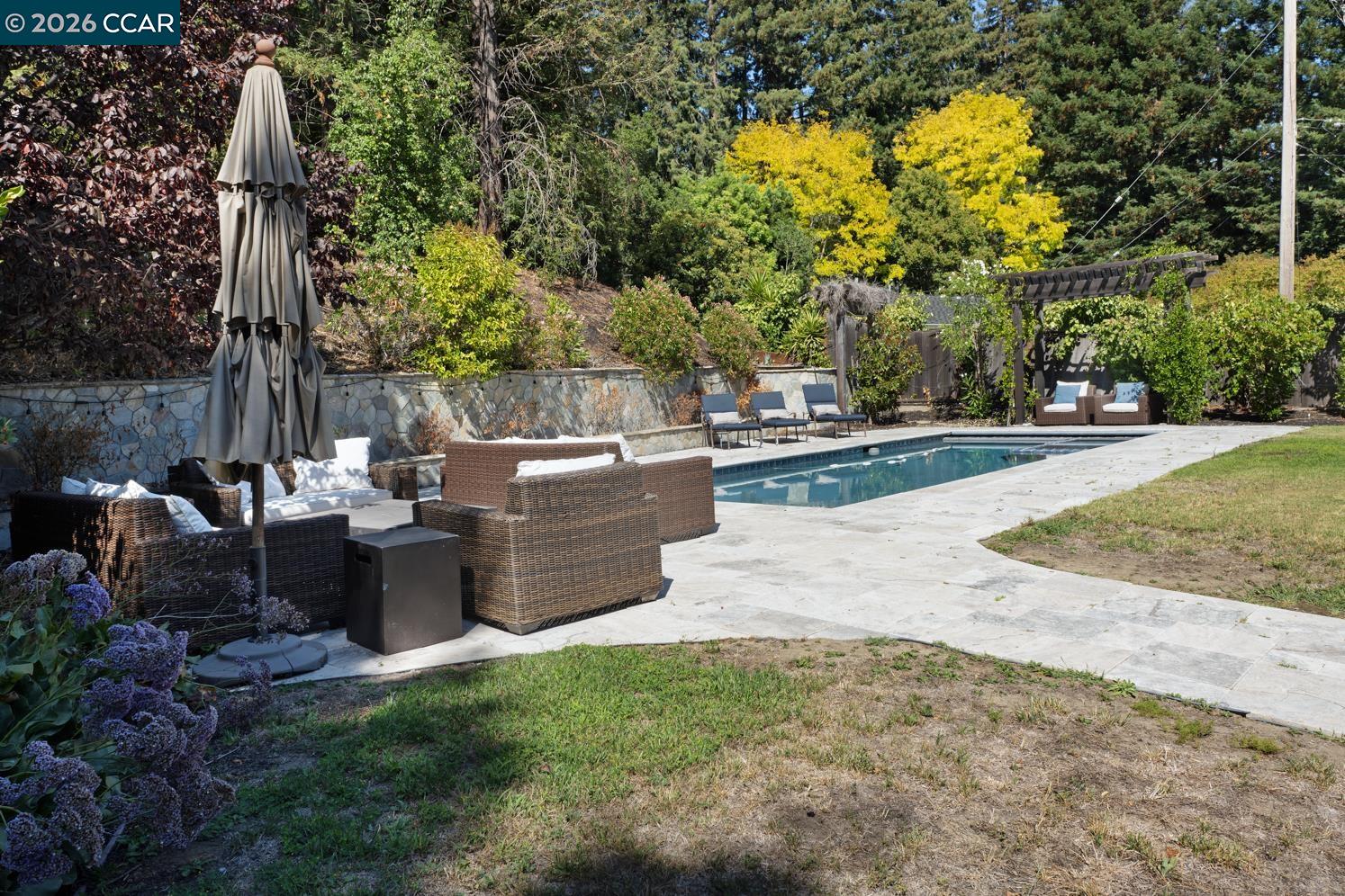 Detail Gallery Image 22 of 60 For 3898 Happy Valley Rd, Lafayette,  CA 94549 - 5 Beds | 4/3 Baths