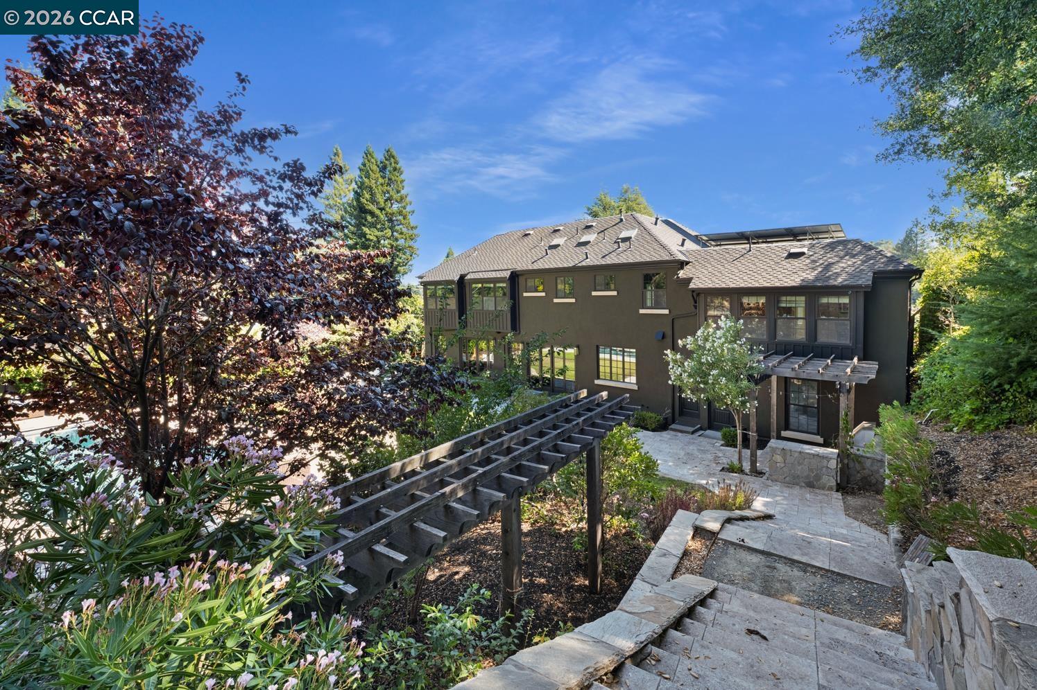 Detail Gallery Image 30 of 60 For 3898 Happy Valley Rd, Lafayette,  CA 94549 - 5 Beds | 4/3 Baths