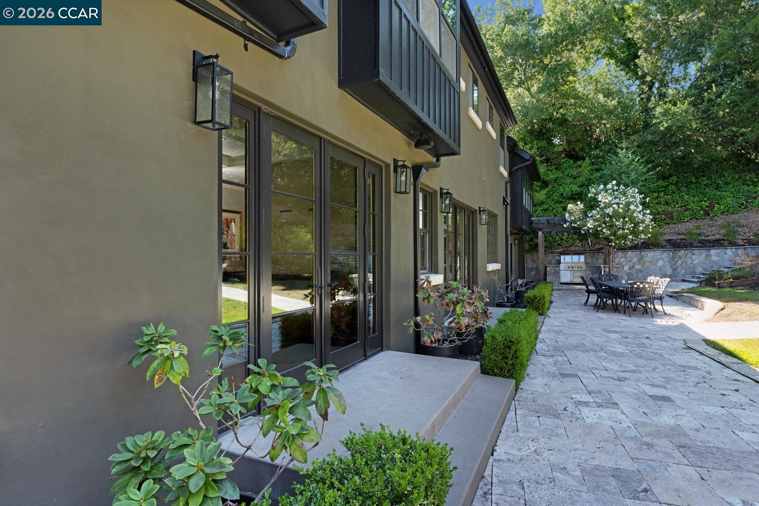 Detail Gallery Image 32 of 60 For 3898 Happy Valley Rd, Lafayette,  CA 94549 - 5 Beds | 4/3 Baths