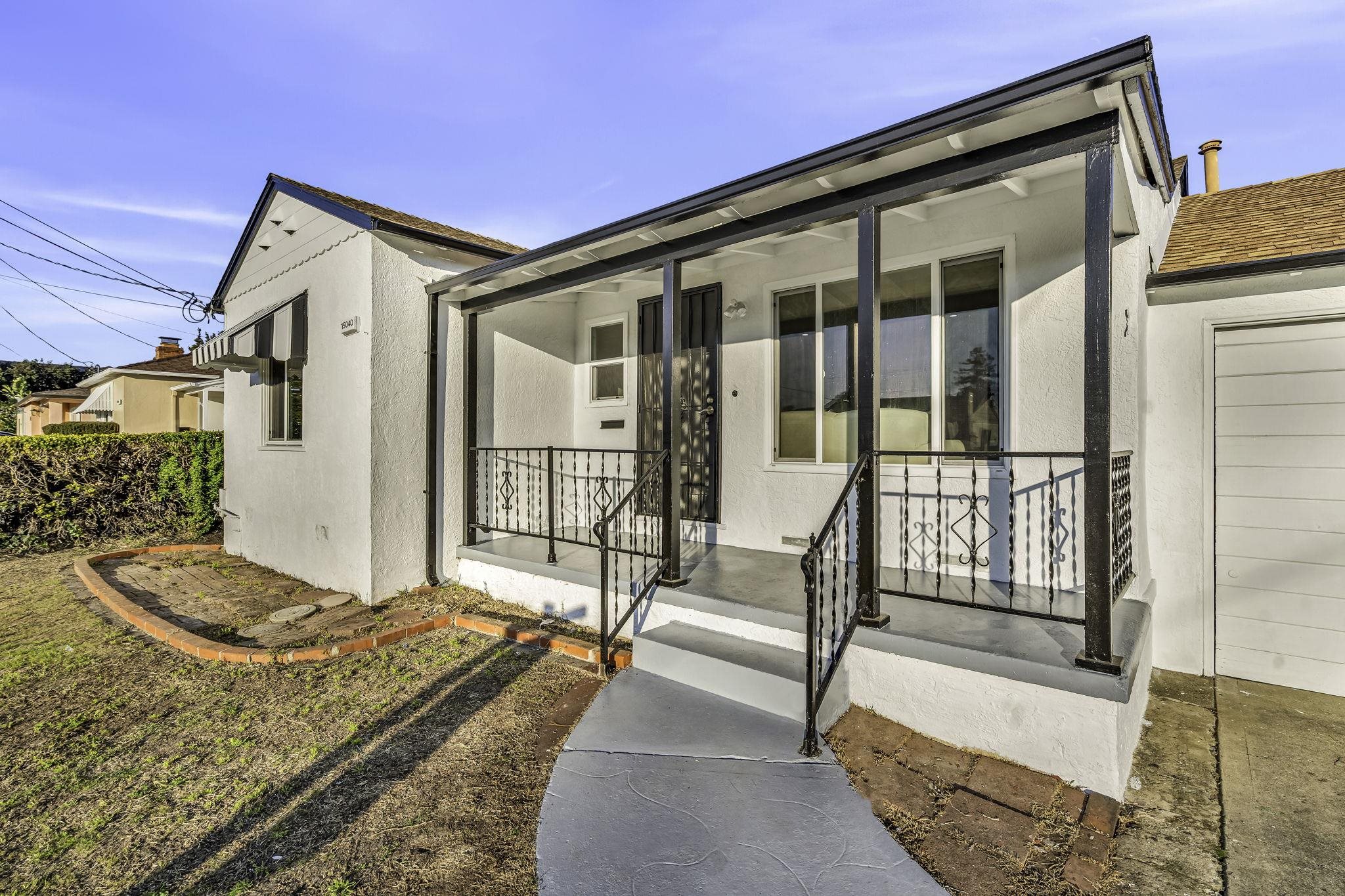 Detail Gallery Image 2 of 29 For 15040 Fleming St, San Leandro,  CA 94579 - 3 Beds | 2 Baths