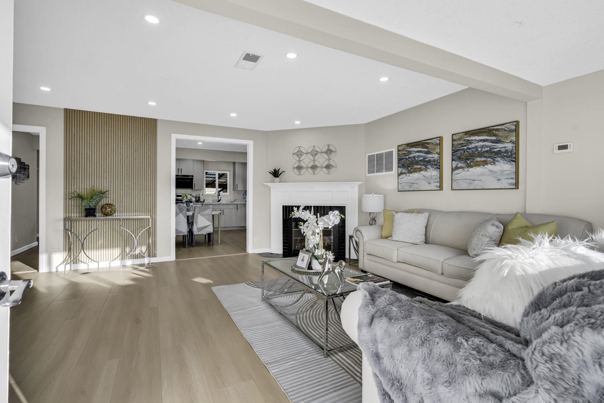 Detail Gallery Image 3 of 29 For 15040 Fleming St, San Leandro,  CA 94579 - 3 Beds | 2 Baths