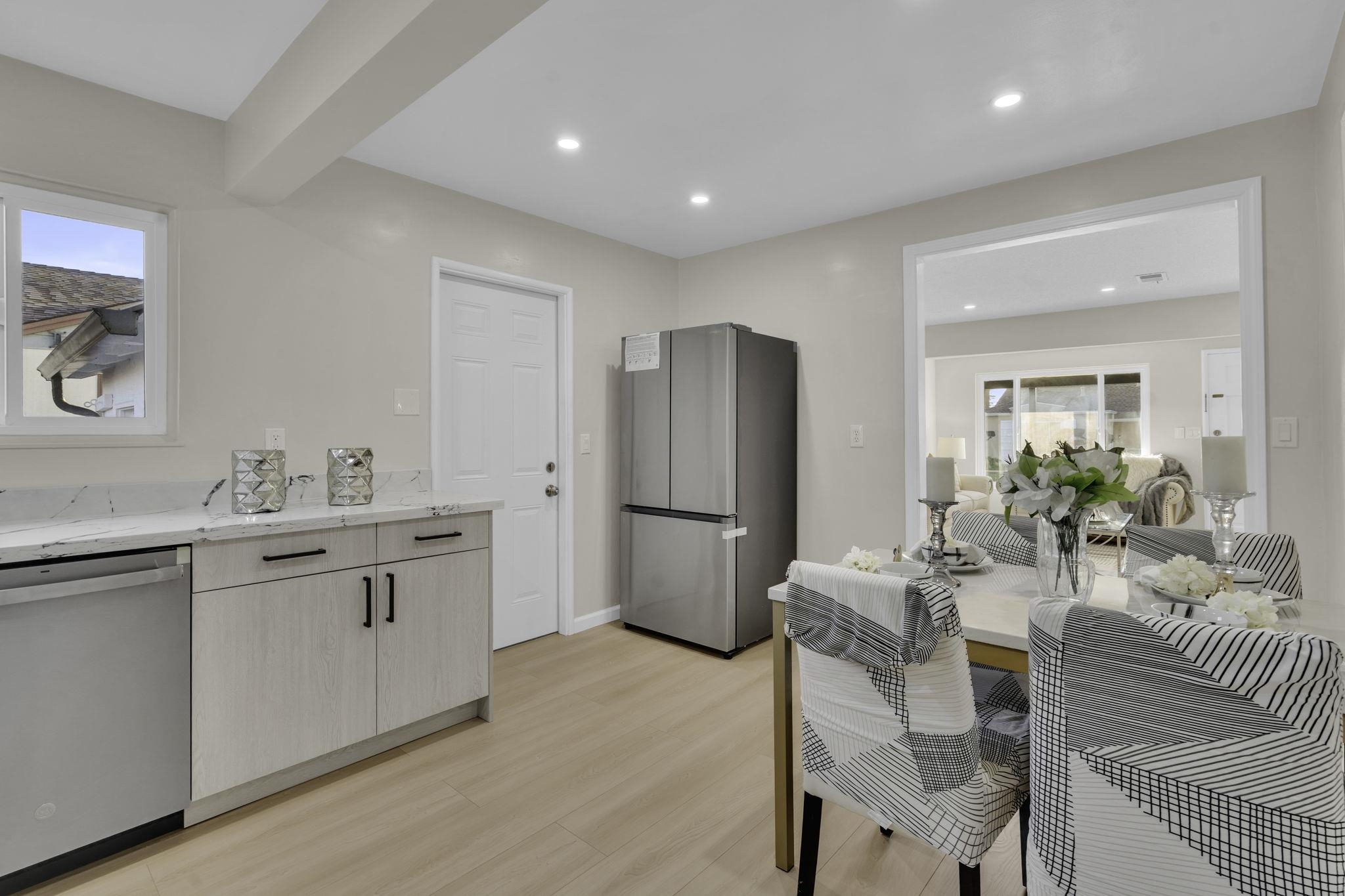 Detail Gallery Image 9 of 29 For 15040 Fleming St, San Leandro,  CA 94579 - 3 Beds | 2 Baths