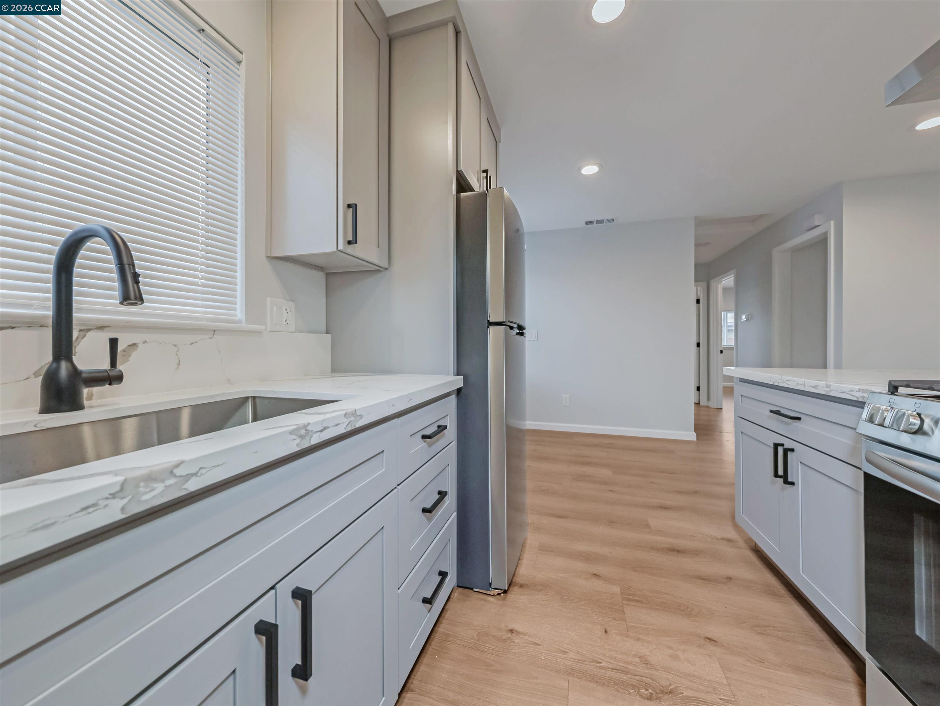 Detail Gallery Image 12 of 40 For 2019 Potrero Ave, Richmond,  CA 94804 - – Beds | – Baths