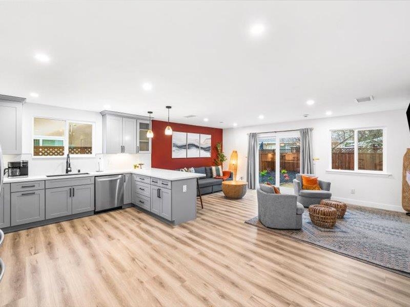 Detail Gallery Image 2 of 51 For 1556 Wagoner Dr, Livermore,  CA 94550 - 5 Beds | 3 Baths