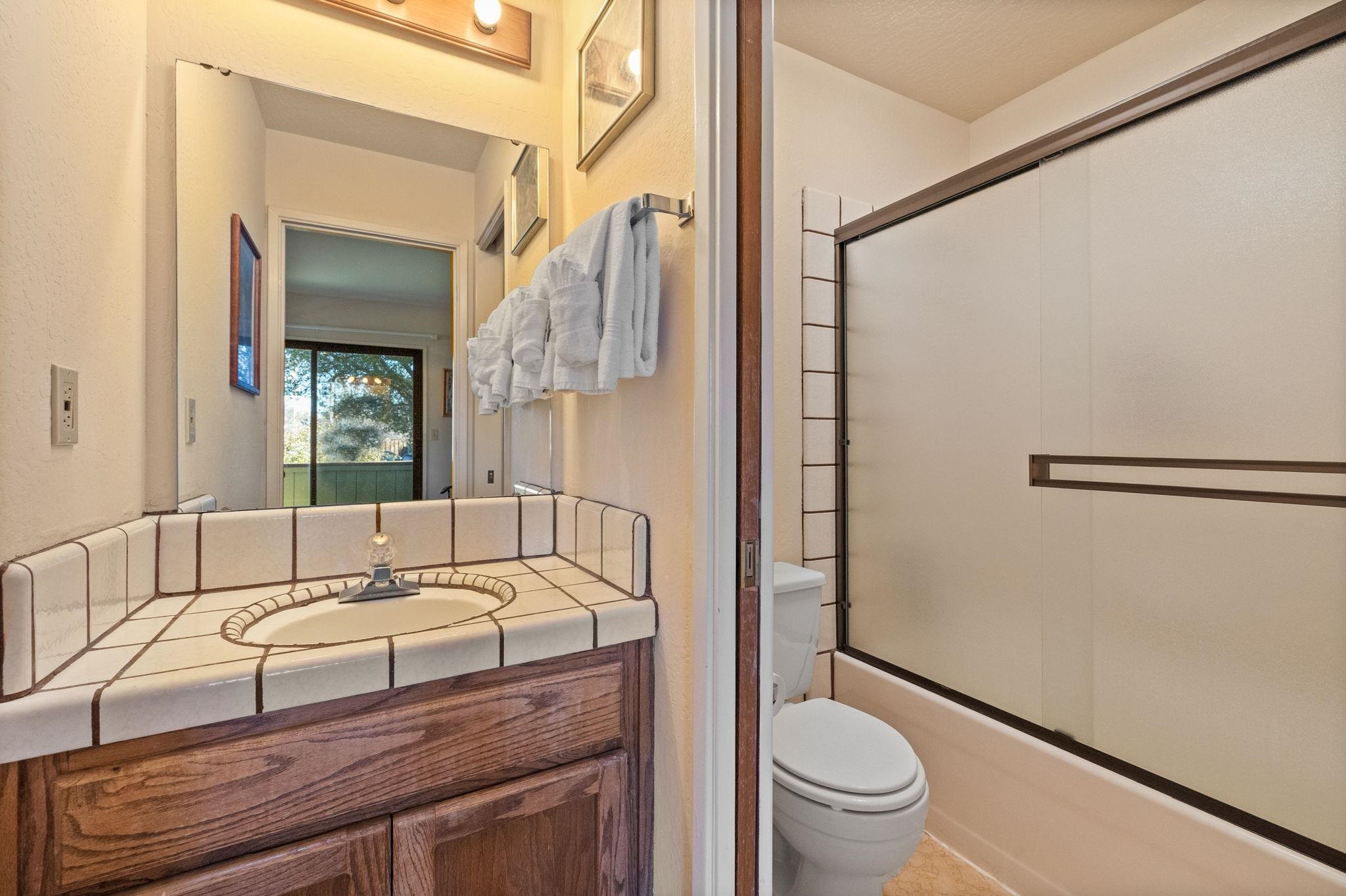 Detail Gallery Image 14 of 19 For 12757 Junipero Serra Ct #32,  Groveland,  CA 95321 - 4 Beds | 4 Baths