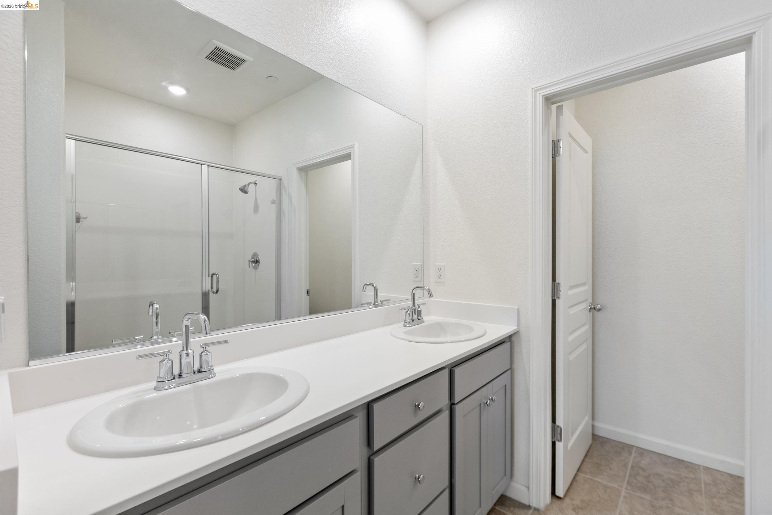 Photo #32: 41123179 Listing: Photo #32