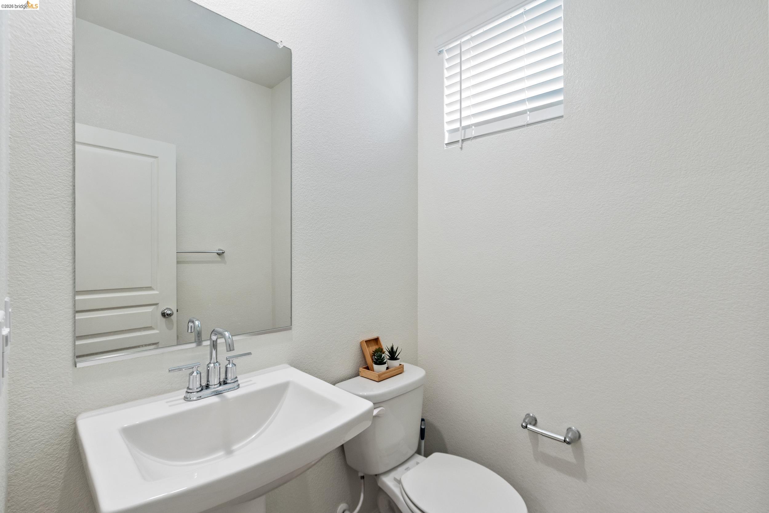 Photo #42: 41123179 Listing: Photo #42