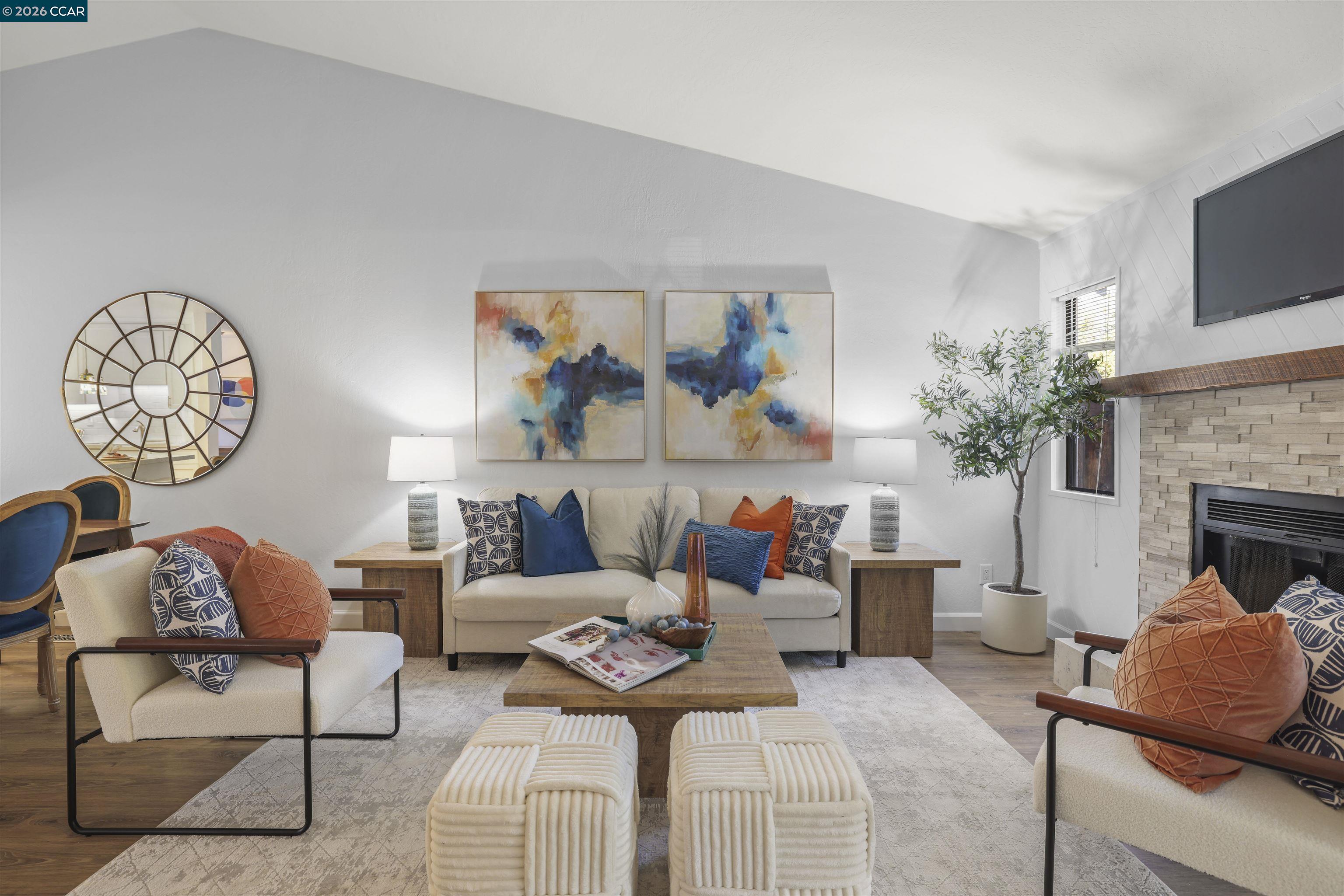 Photo #4: 41123182 Listing: Photo #4