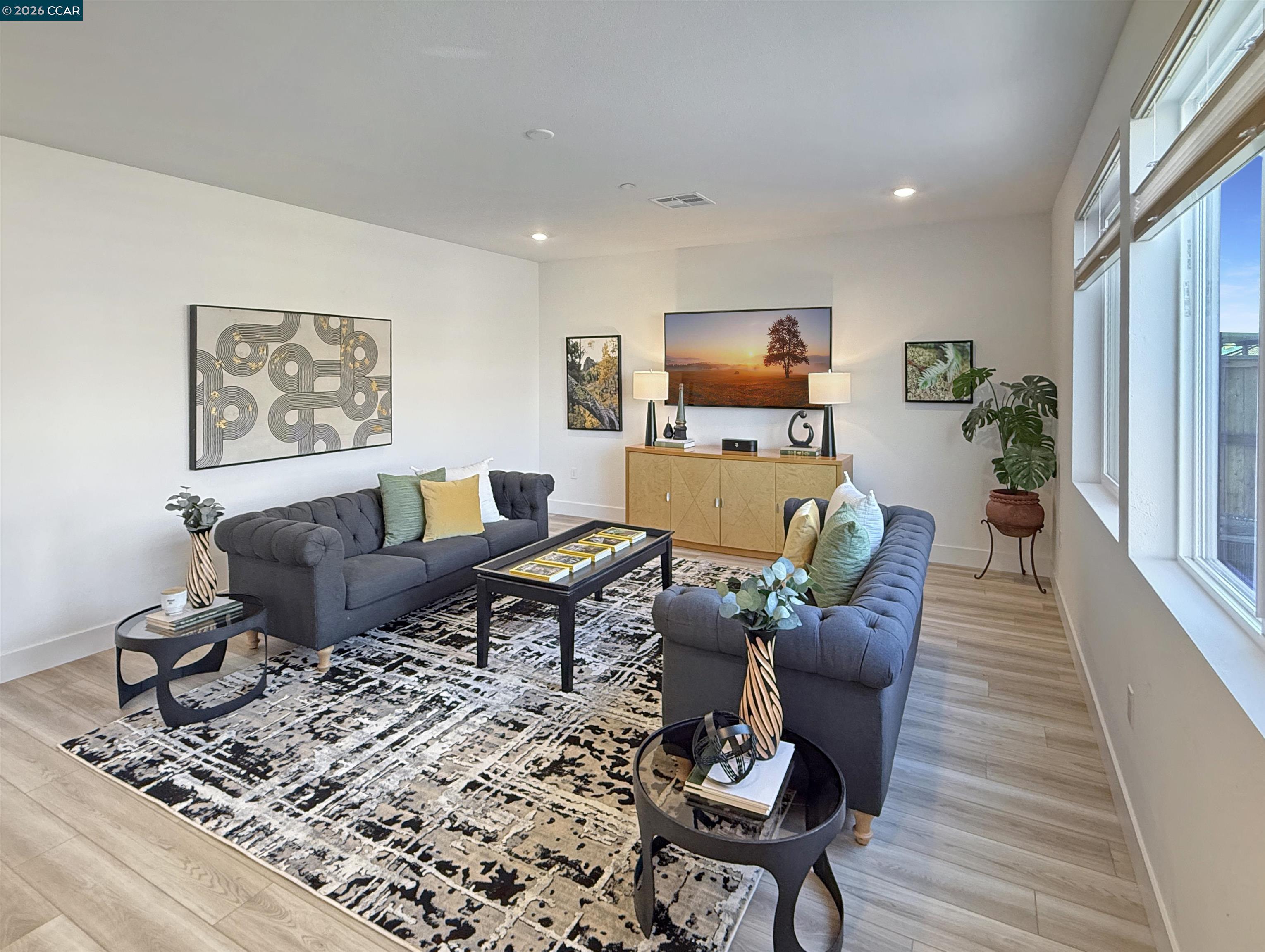 Detail Gallery Image 8 of 52 For 439 Baler Circle, Vacaville,  CA 95687 - 4 Beds | 3 Baths