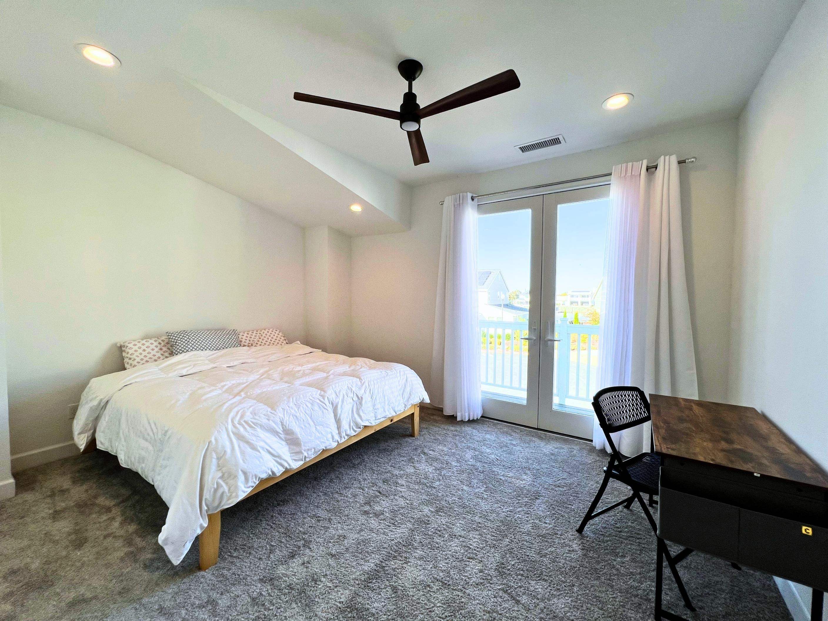 Detail Gallery Image 34 of 60 For 290 Waterside Pl, Bethel Island,  CA 94511 - 4 Beds | 4/1 Baths