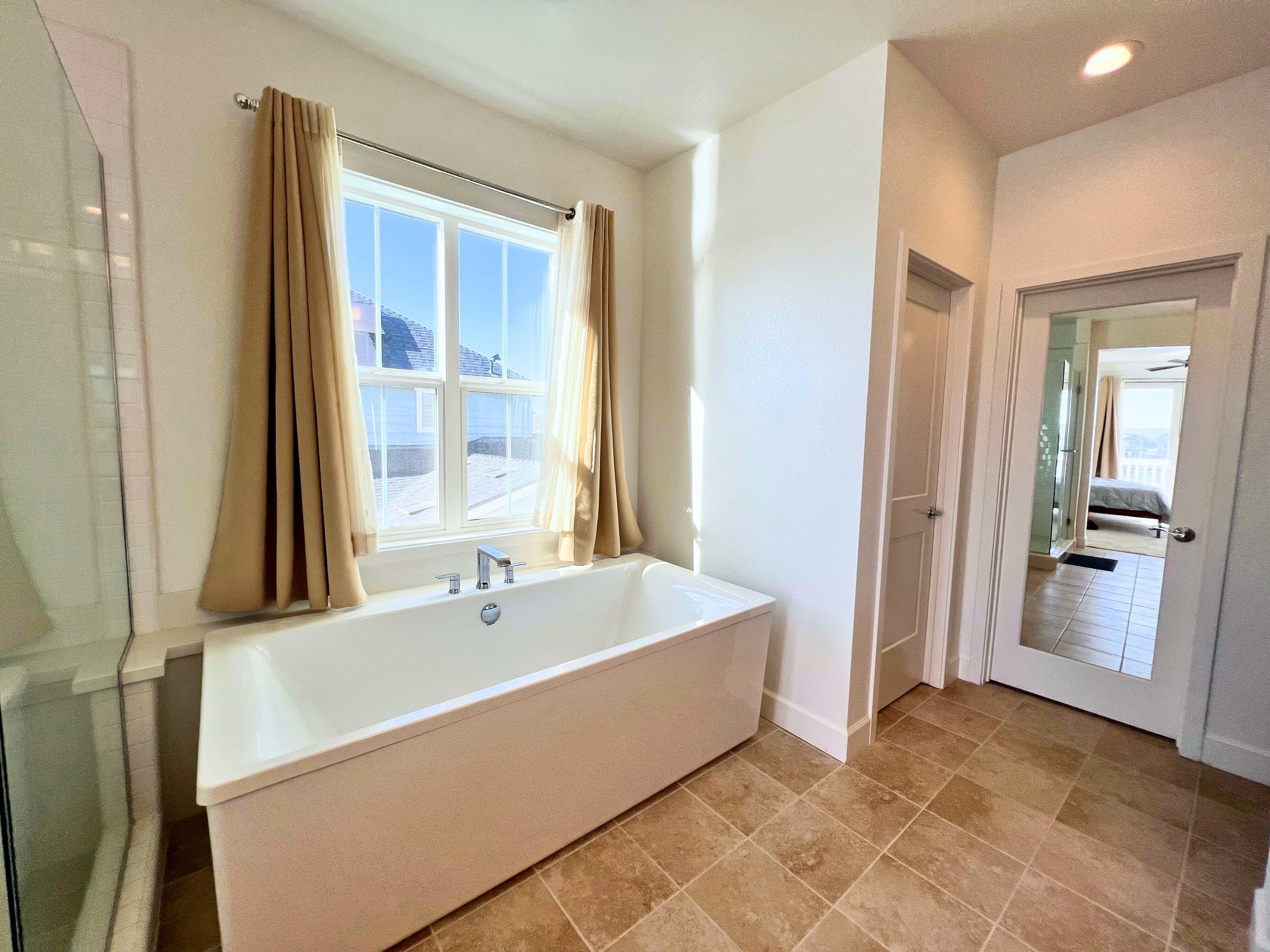 Detail Gallery Image 43 of 60 For 290 Waterside Pl, Bethel Island,  CA 94511 - 4 Beds | 4/1 Baths