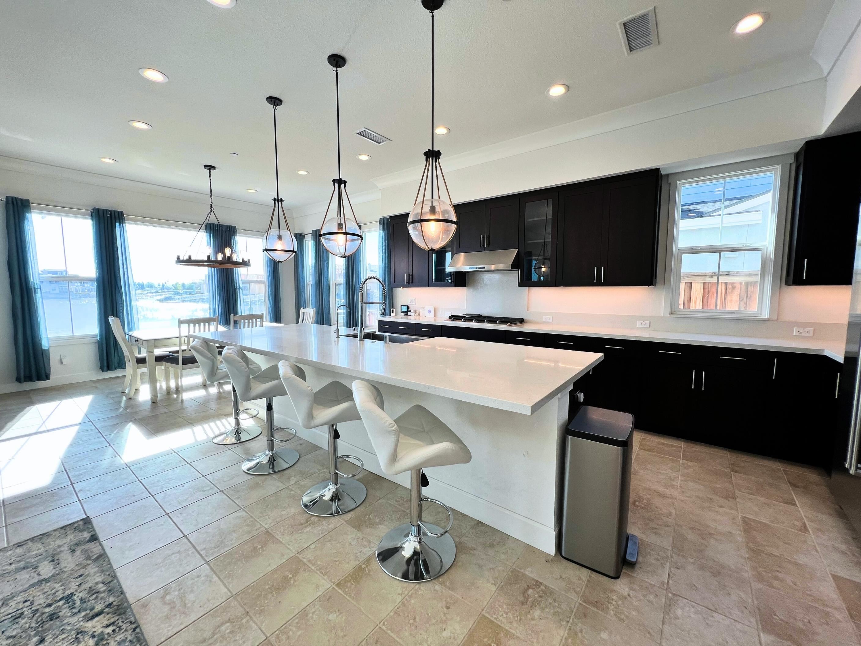 Detail Gallery Image 8 of 60 For 290 Waterside Pl, Bethel Island,  CA 94511 - 4 Beds | 4/1 Baths