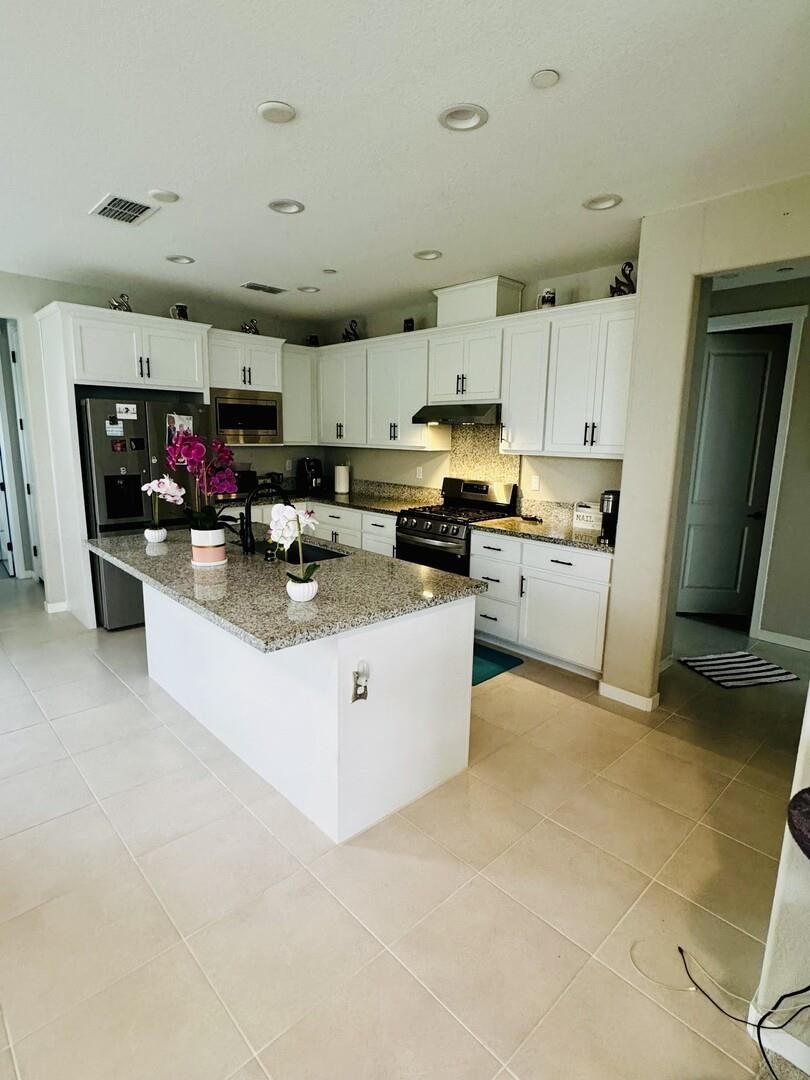 Detail Gallery Image 9 of 23 For 2318 Rustic Oak Ln, Rio Vista,  CA 94571 - 2 Beds | 2 Baths