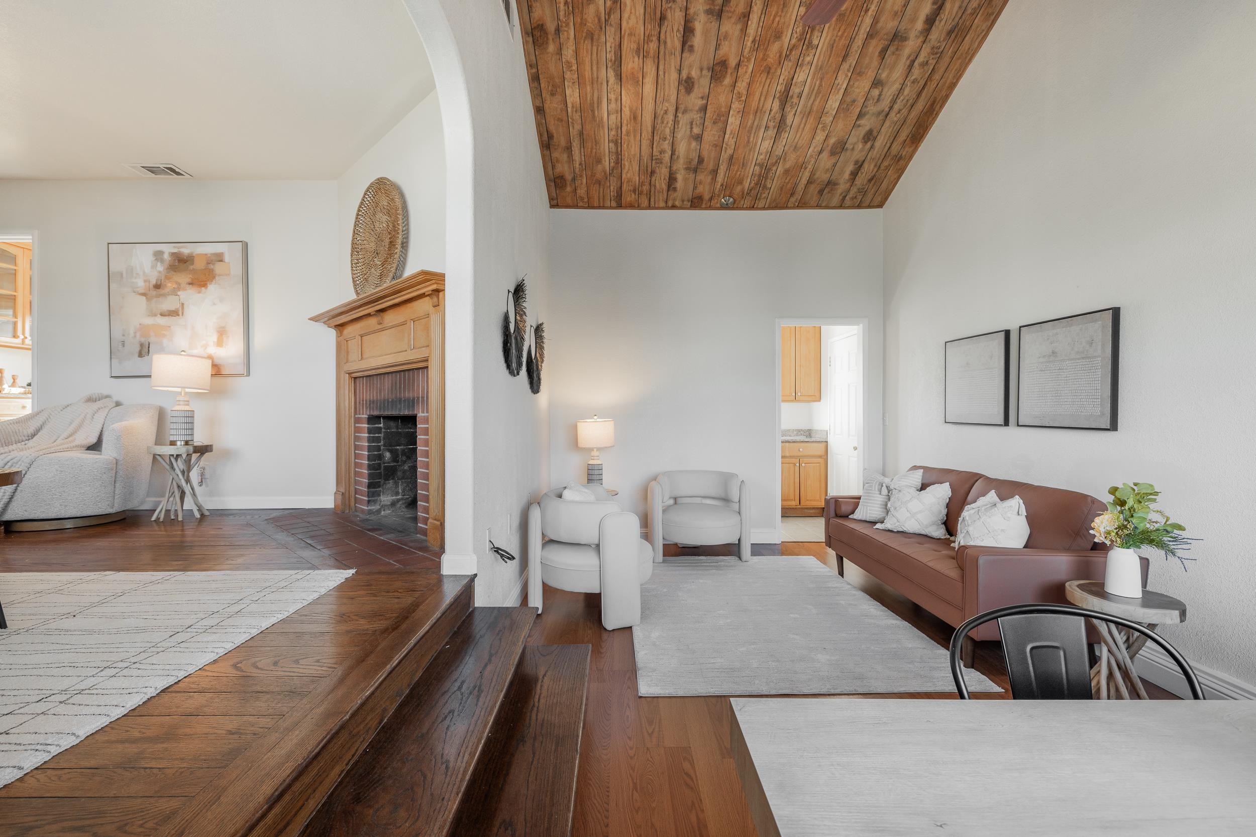 Detail Gallery Image 7 of 34 For 15016 Fleming St, San Leandro,  CA 94579 - 3 Beds | 2 Baths