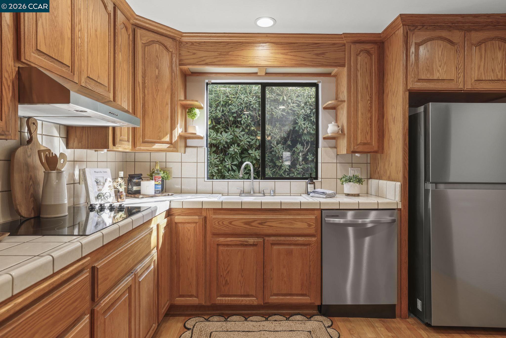 Detail Gallery Image 11 of 30 For 3613 Longview Rd, Antioch,  CA 94509 - 3 Beds | 2 Baths