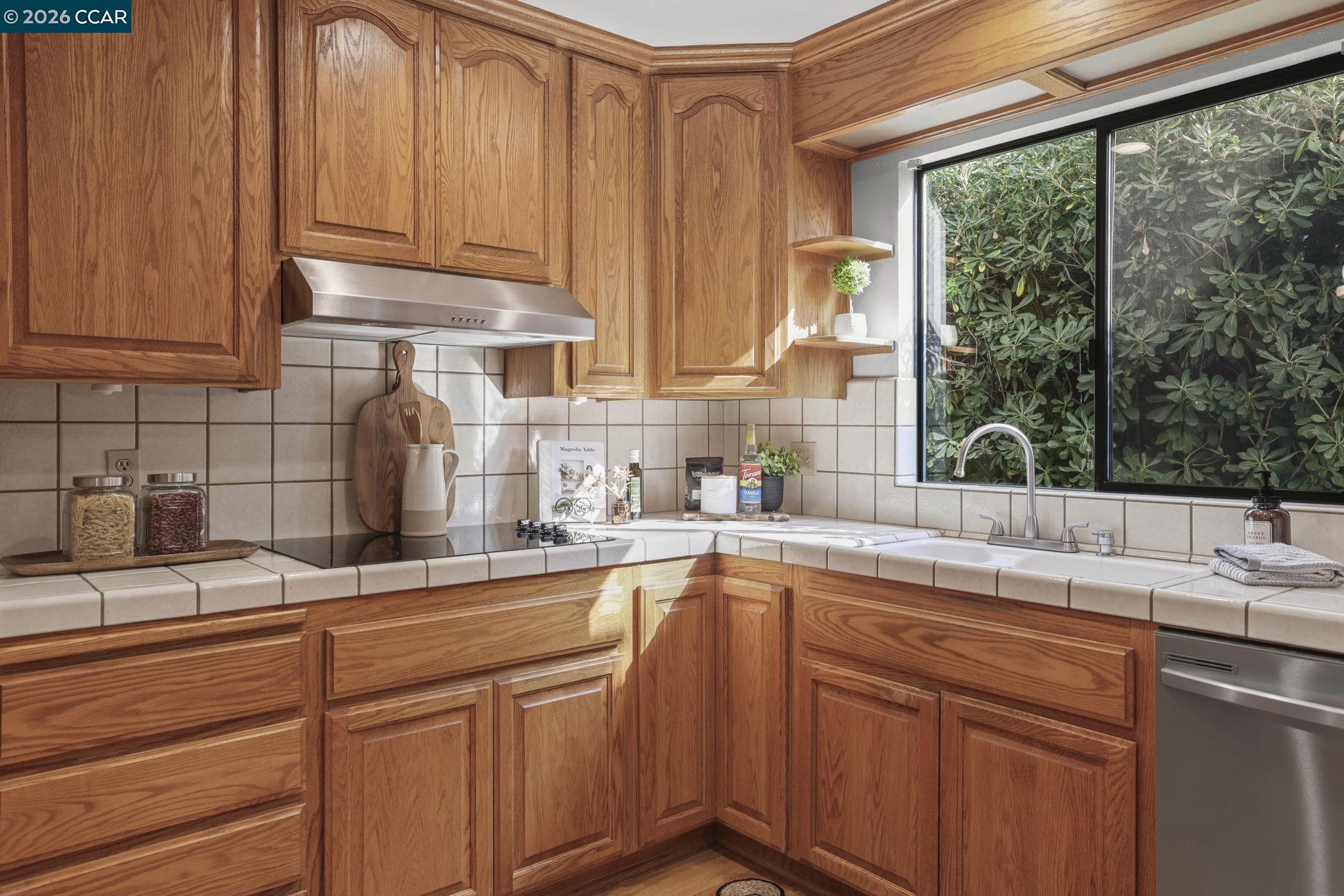 Detail Gallery Image 12 of 30 For 3613 Longview Rd, Antioch,  CA 94509 - 3 Beds | 2 Baths