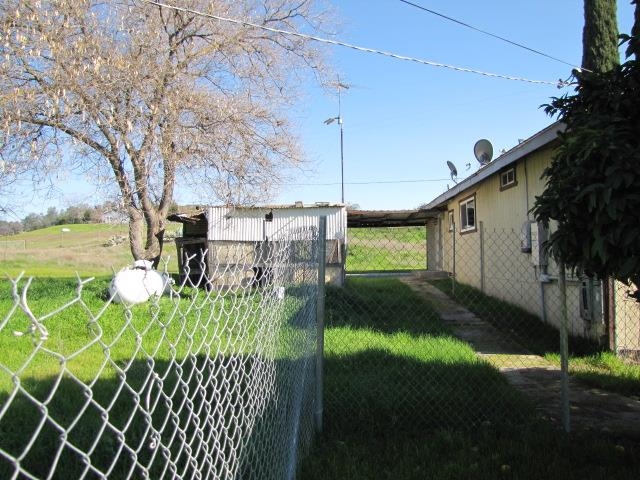 Detail Gallery Image 8 of 22 For 1943 South Ranchero Rd., Valley Springs,  CA 95252 - 3 Beds | 2 Baths