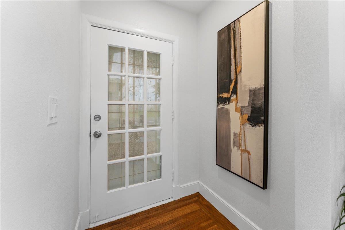 Detail Gallery Image 36 of 60 For 2717 Mabel St, Berkeley,  CA 94702 - 4 Beds | 3 Baths