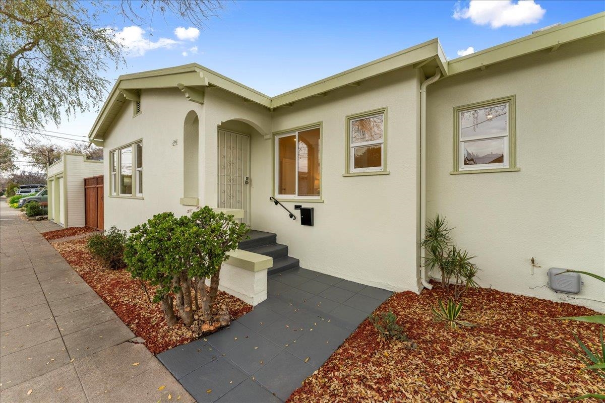 Detail Gallery Image 53 of 60 For 2717 Mabel St, Berkeley,  CA 94702 - 4 Beds | 3 Baths