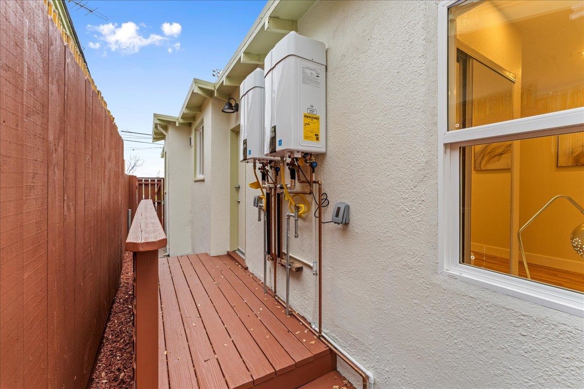 Detail Gallery Image 57 of 60 For 2717 Mabel St, Berkeley,  CA 94702 - 4 Beds | 3 Baths