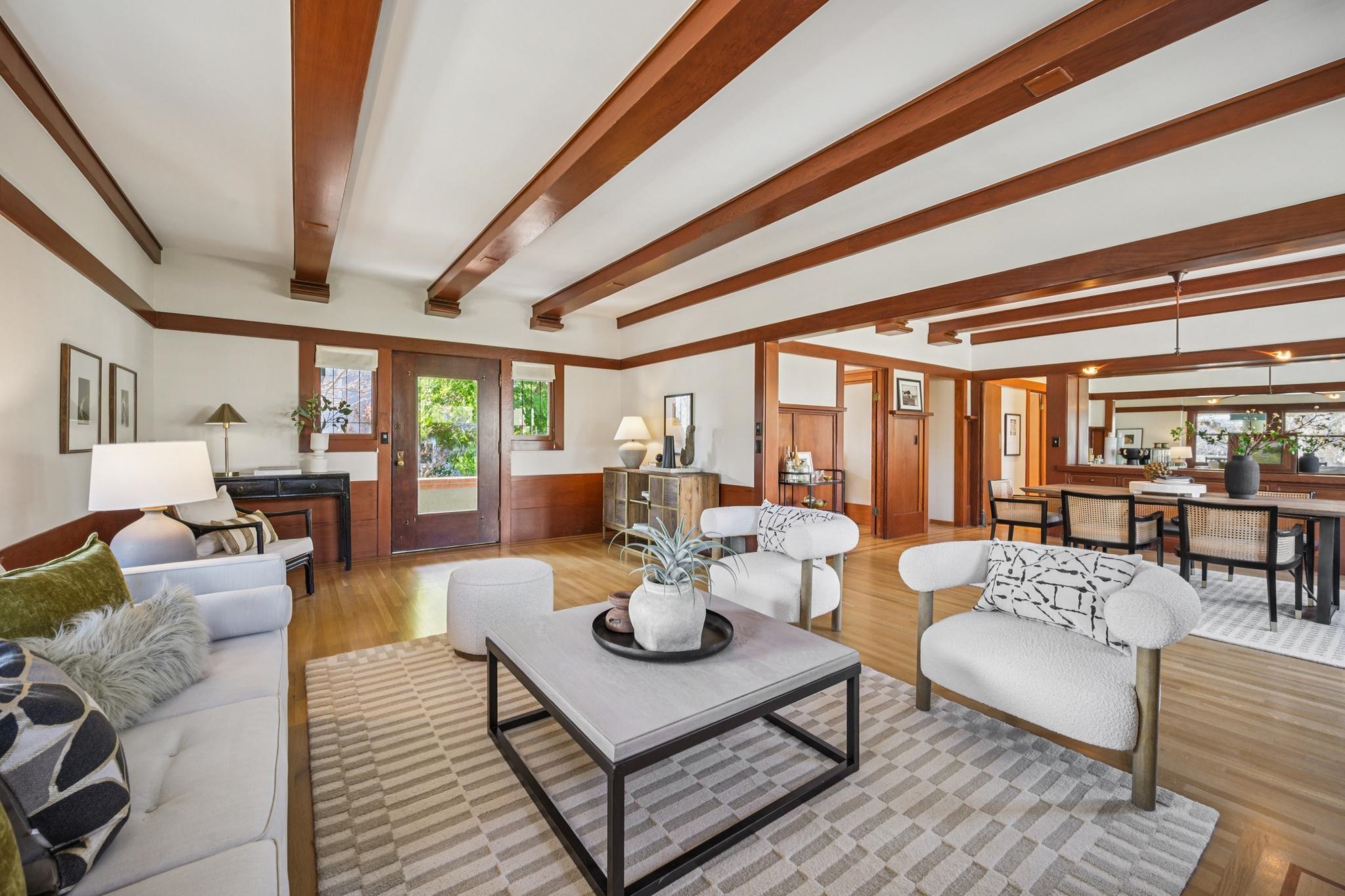 Detail Gallery Image 11 of 60 For 3833 Lakeshore Ave, Oakland,  CA 94610 - 5 Beds | 3/1 Baths