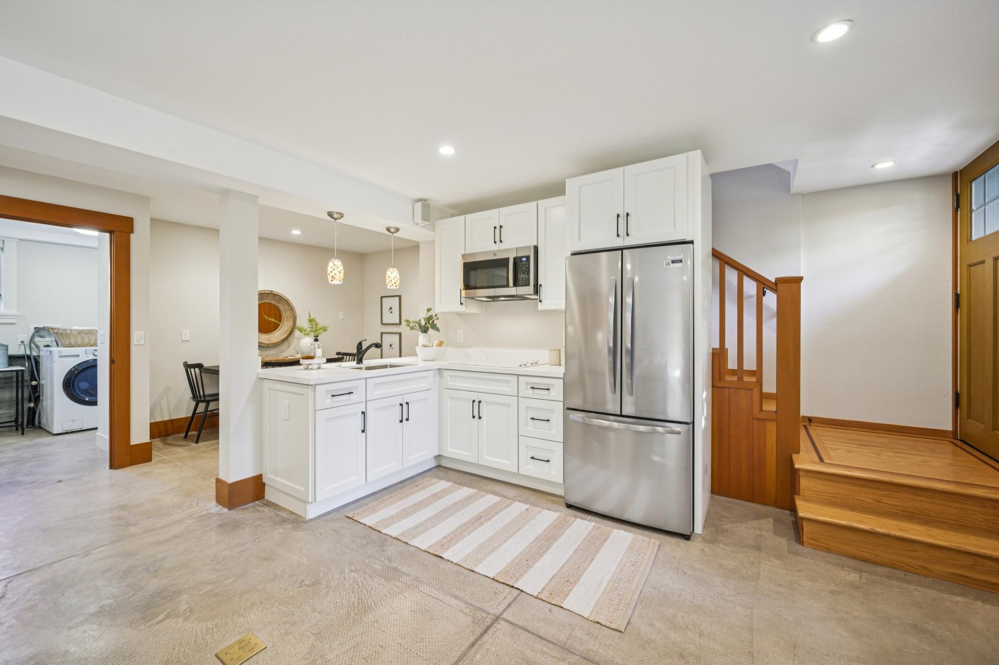 Detail Gallery Image 37 of 60 For 3833 Lakeshore Ave, Oakland,  CA 94610 - 5 Beds | 3/1 Baths