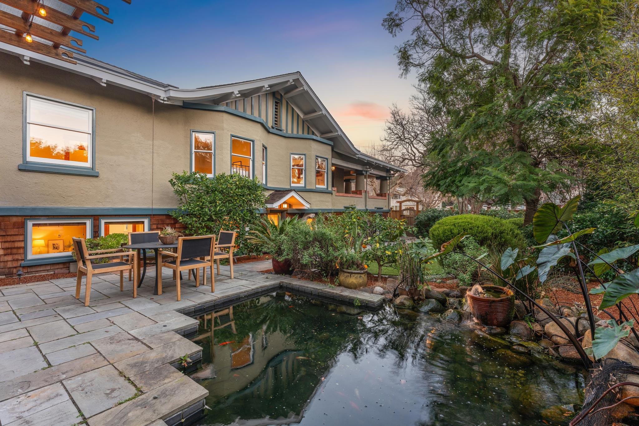 Detail Gallery Image 54 of 60 For 3833 Lakeshore Ave, Oakland,  CA 94610 - 5 Beds | 3/1 Baths