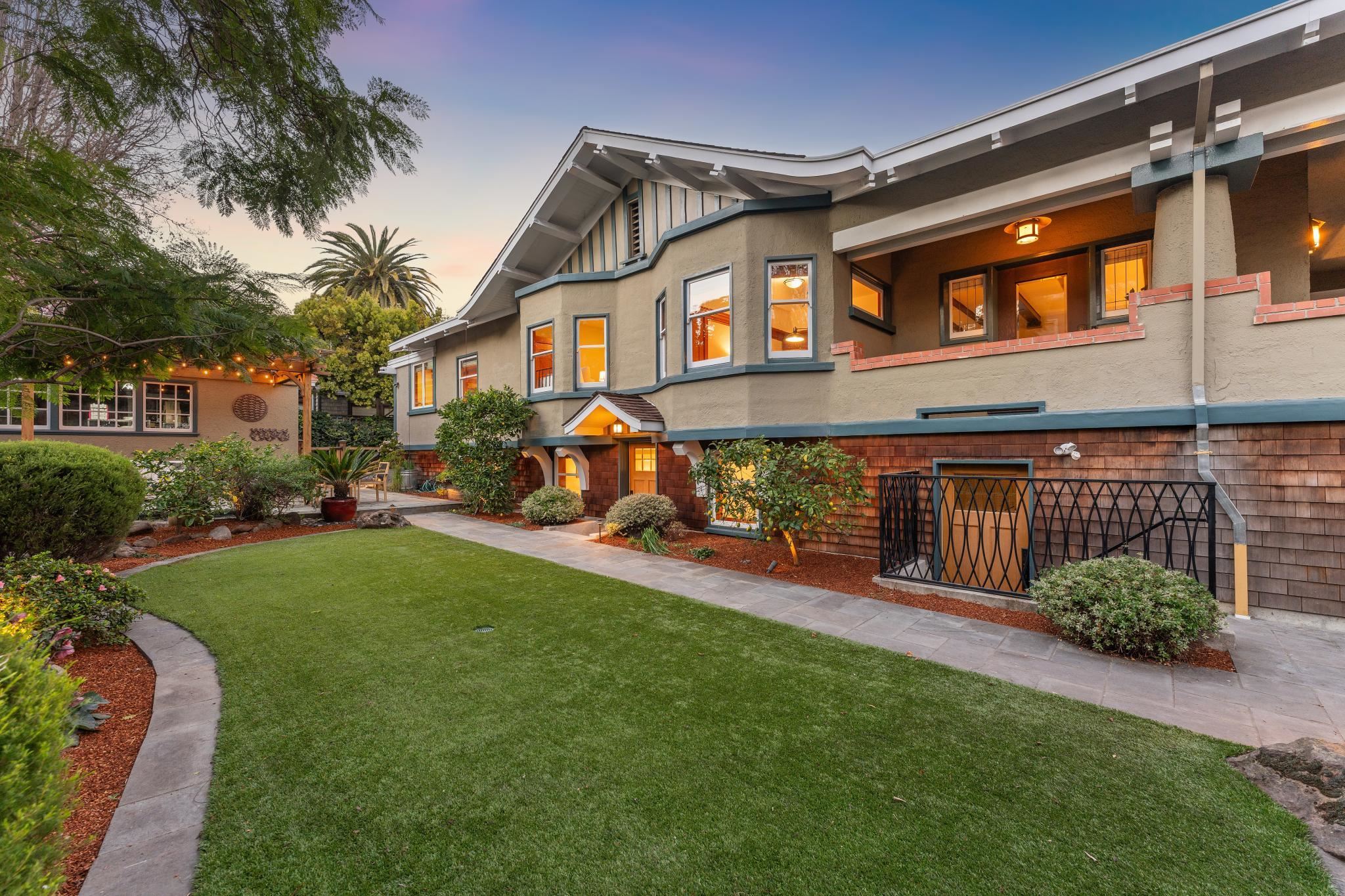 Detail Gallery Image 57 of 60 For 3833 Lakeshore Ave, Oakland,  CA 94610 - 5 Beds | 3/1 Baths