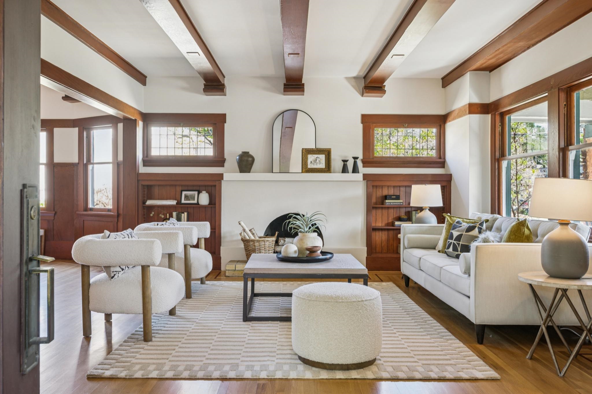 Detail Gallery Image 8 of 60 For 3833 Lakeshore Ave, Oakland,  CA 94610 - 5 Beds | 3/1 Baths