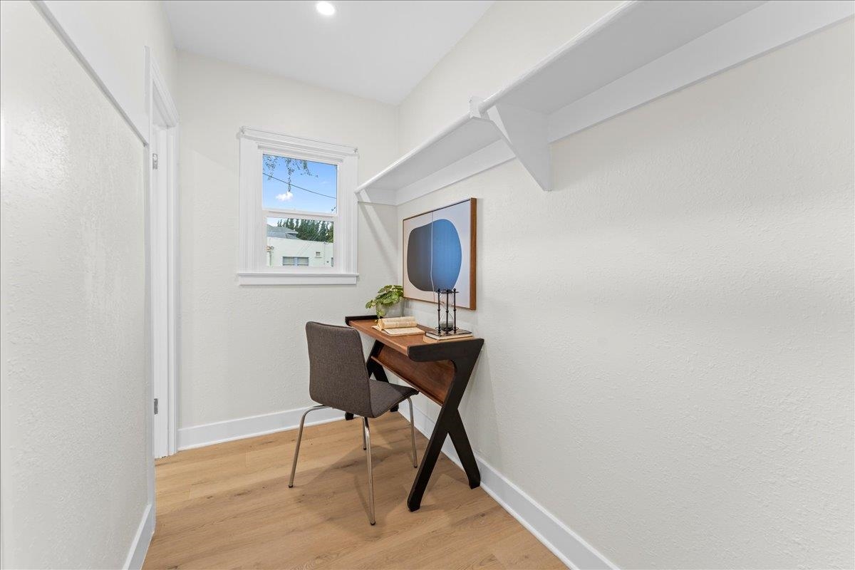 Detail Gallery Image 14 of 59 For 2717 Mabel St, Berkeley,  CA 94702 - – Beds | – Baths