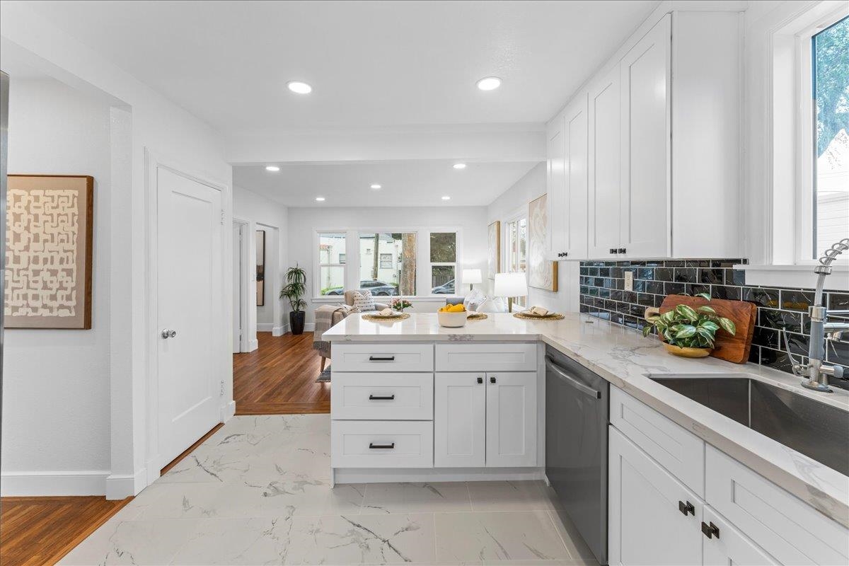 Detail Gallery Image 31 of 59 For 2717 Mabel St, Berkeley,  CA 94702 - – Beds | – Baths