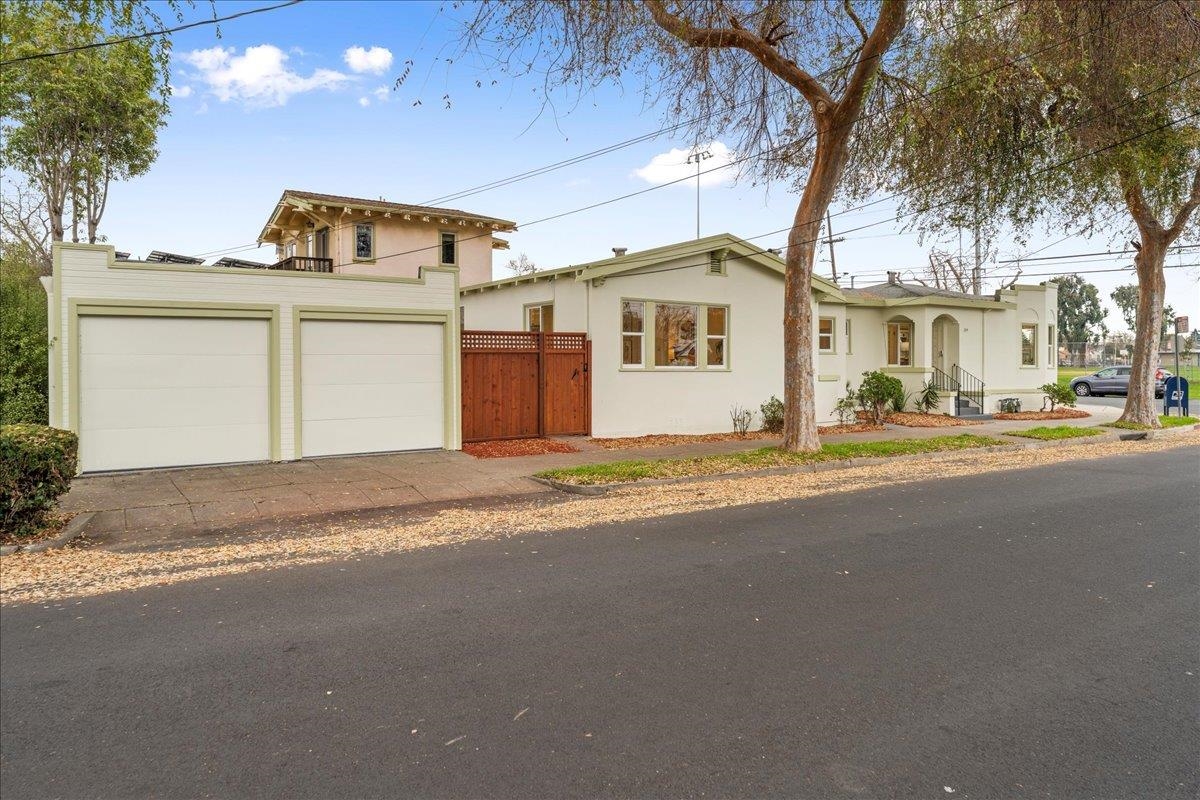 Detail Gallery Image 43 of 59 For 2717 Mabel St, Berkeley,  CA 94702 - – Beds | – Baths