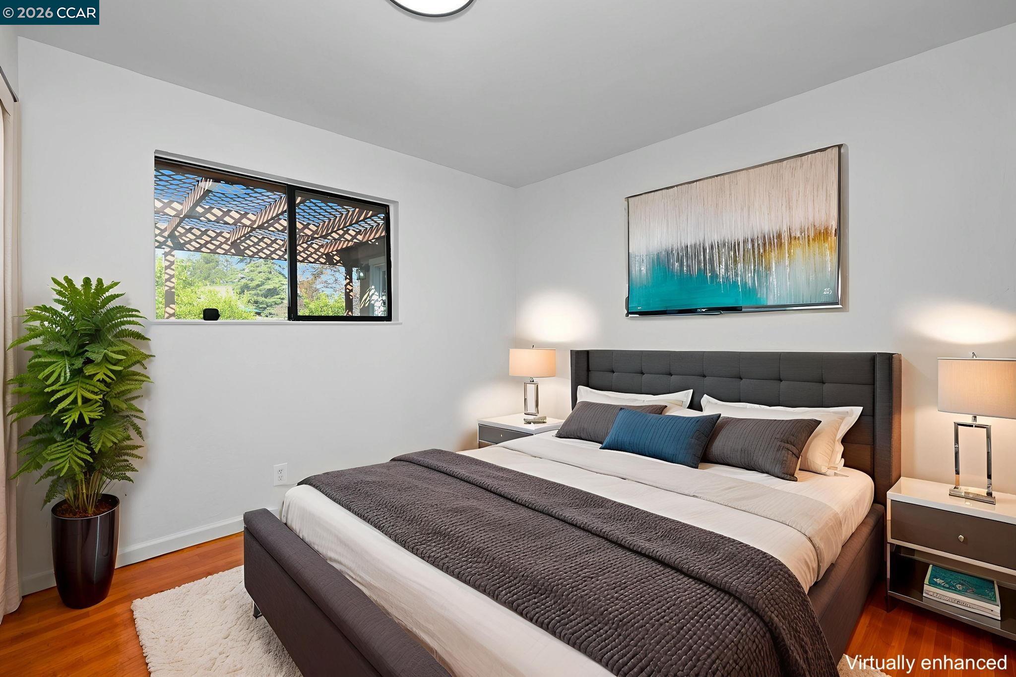 Detail Gallery Image 12 of 29 For 1921 Gilly Lane, Concord,  CA 94518 - 3 Beds | 2/1 Baths