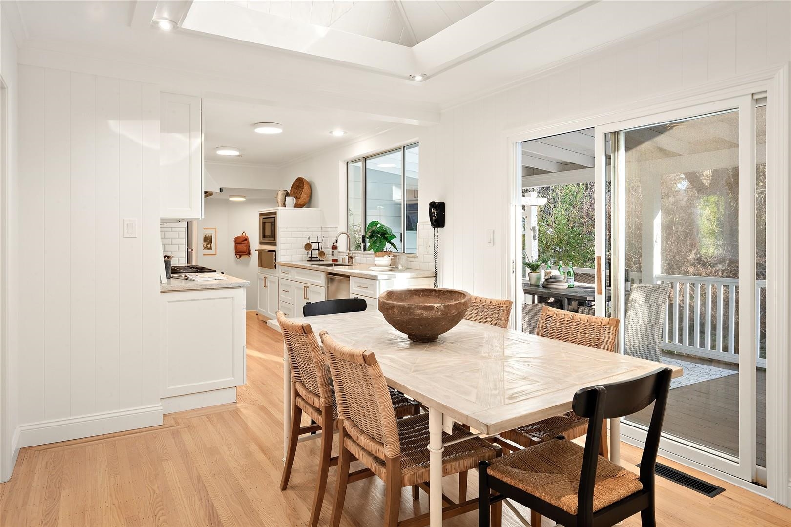 Detail Gallery Image 11 of 53 For 48 Bonita Court, Walnut Creek,  CA 94595 - 3 Beds | 2 Baths