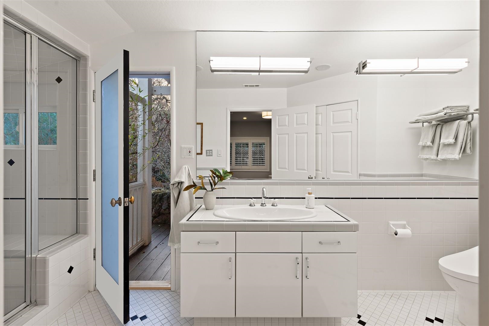 Detail Gallery Image 26 of 53 For 48 Bonita Court, Walnut Creek,  CA 94595 - 3 Beds | 2 Baths