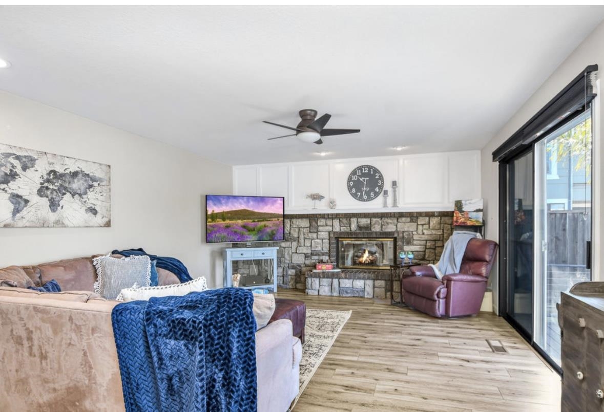 Detail Gallery Image 18 of 35 For 730 Beaver Ln, Discovery Bay,  CA 94505 - 4 Beds | 3 Baths